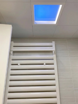 อนุรักษ์พลังงาน ไฟฟ้า LED สีขาวเทียม มีแสงครอบคลุมขนาดใหญ่ และอายุการใช้งานของแหล่งแสง 50000 ชั่วโมง