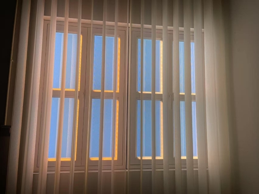 ไฟหน้าต่างปลอมสี 2100-7500K พร้อมการติดตั้งแบบติดผนังไฟ LED กระจายแสง Rayleigh